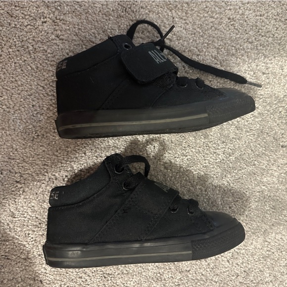 Converse Allstar Black High-tops Laces and Velcro Closure Size 8 Kids - Picture 5 of 7
